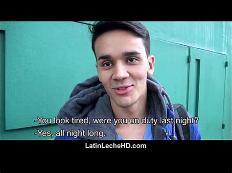 Joven latino aficionado recogido de la calle y pagado para follar con un extraño POV XVIDEOS