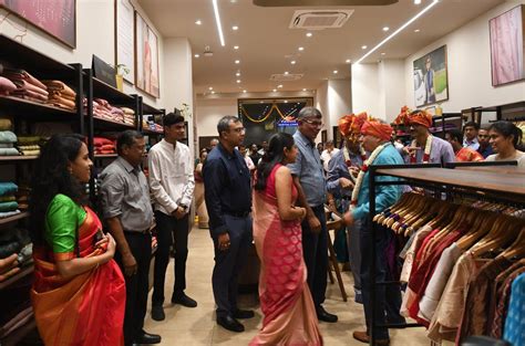 Titan Companys Ethnic Wear Brand Taneira Launched In Madurai The Hindu