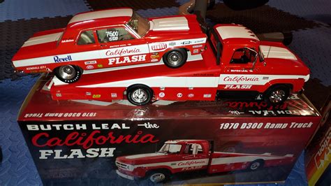 Butch Leal California Flash Revel Super Stock And Ramp Truck Combo 1 18 Desktop Muscle Cars Inc