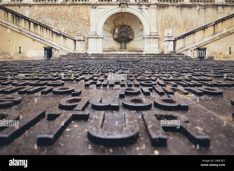 artwork lobservatoire du temps   artist jaume plensa