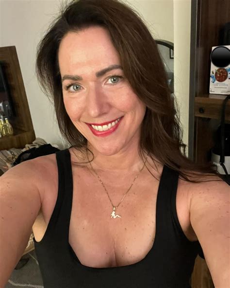 Bettie - Happy Friday, Bettie babes and beaus! ☀️ I’ve finally started