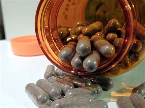brown capsule lot  image peakpx