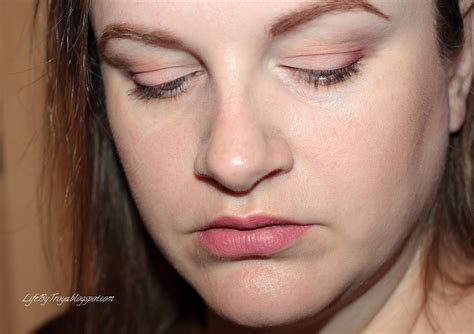 Review Urban Decay Naked Cherry Eyeshadow Palette Troya S Land