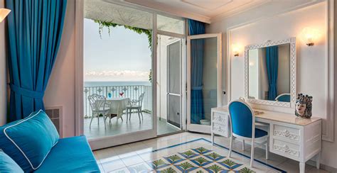 Discover the rooms at Grand Hotel Riviera in Sorrento