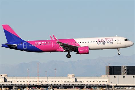 HA LGB Airbus A321 271NX Wizz Air MXP Gabriele Fontana Tuscan