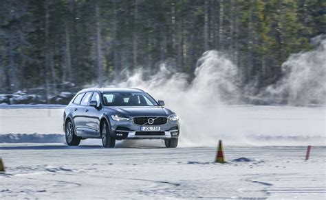 Volvo V90 Cross Country: First Drive Review - CarandBike