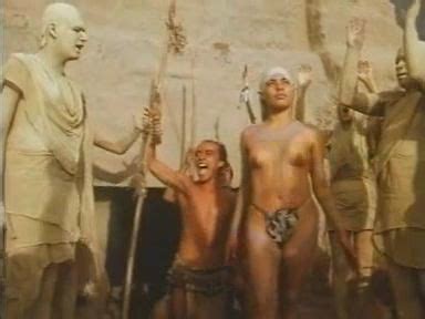 Naked Adyari Cházaro in Cabeza de Vaca