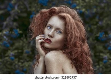 5 176 imágenes de Nude woman redhead Imágenes fotos y vectores de stock Shutterstock