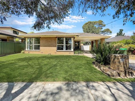 49 Rowlands Street Sebastopol Ballarat Real Estate Pty Ltd