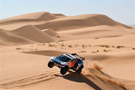 Al Attiyah Menangi Etape Lima Dakar Demi Dekati Puncak Klasemen