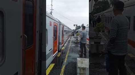 Semboyan 35 Panjang Kereta Api Bukit Serelo Youtube