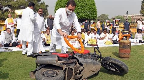 Photos Rahul Gandhi Protests Against Hike In Fuel Prices And Inflation