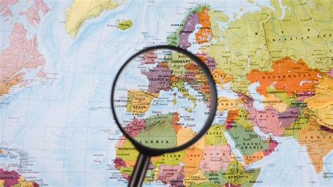 Download Wallpaper Europe France Map Spain Magnifying Glass