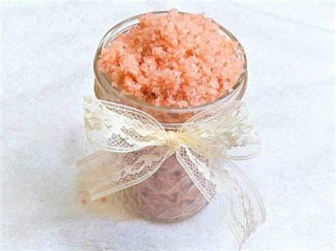 Pink Himalayan Salt Scrub Diy 3 Ingredients Foot Scrub