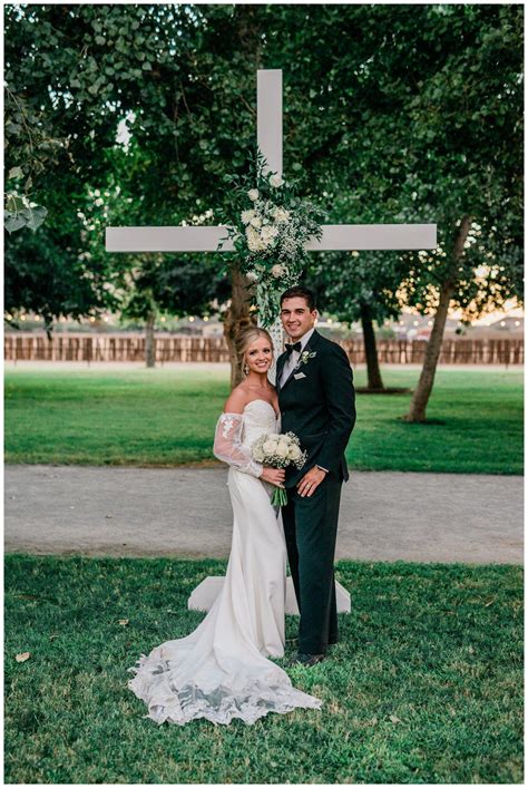 DIY Wedding Ceremony Cross | Christian Wedding Ceremony