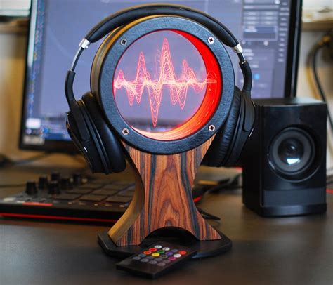 Headphone Stands – Telegraph