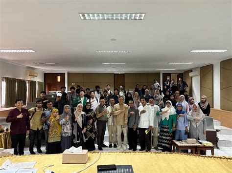 Seminar Nasional Fakultas Adab Dan Humaniora Hadirkan Peneliti Irasec