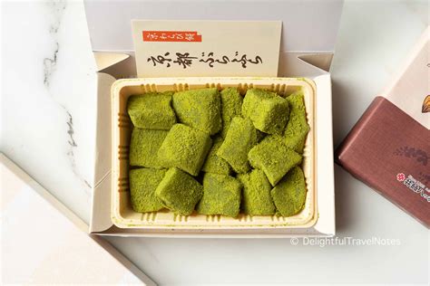 The Best Souvenirs from Japan: A Comprehensive List - Delightful Travel ...