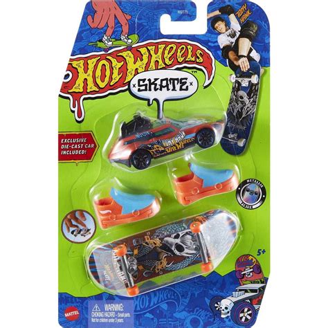 Hot Wheels Skate Collector Set Fingerboard Pair Of Skate Shoes Car Walmart