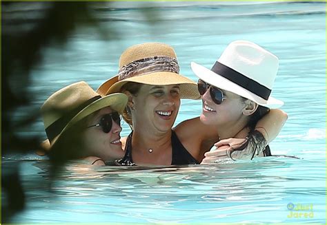 Katie Cassidy Tiny Bikini Babe In Miami Photo 669716 Photo Gallery Just Jared Jr