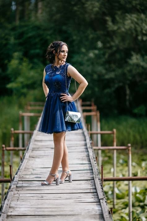 Image Libre Brunette Jolie Fille Portrait Jeune Femme Souriant Posant Attrayant Nature