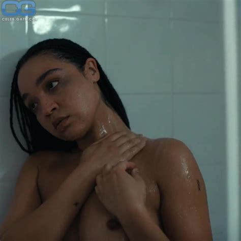 Aisha Dee Nude Pictures Photos Playboy Naked Topless Fappening