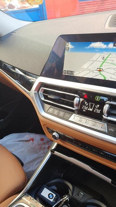 Muslimische Schlampe Hat Sex In Der Neuen BMW Er Serie Mit Pakistanischem Jungen XHamster