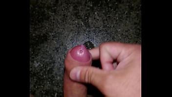 Eyaculación con masturbación al aire libre XVIDEOS