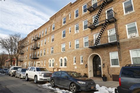 St Albans Queens real estate market is heating up this spring 2