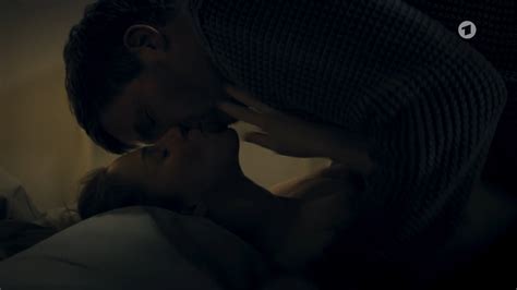 Nude Video Celebs Movie Der Danemark Krimi Rauhnachte