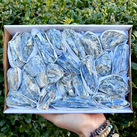 Blue Kyanite Cluster Crystal Flat Rough Natural Stones Premium