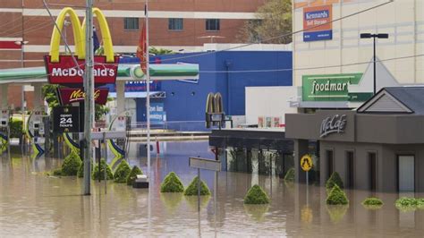 RealKM Magazine on LinkedIn: It’s too hard to make business decisions ...