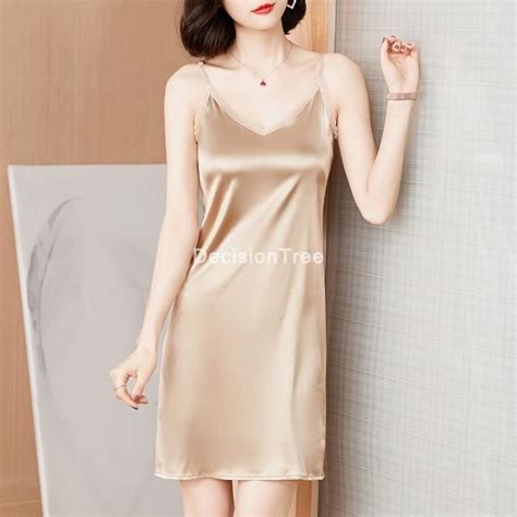 Ensemble de lingerie Robe longue à bretelles pour femmes sous vêtement sexy couleur unie jupon