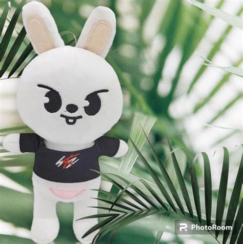 Мягкая игрушка на присоске skzoo stray kids хенджин — цена 195 грн в ...