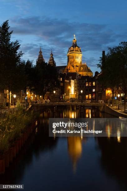 480 De Wallen Amsterdam Stock Photos, High-Res Pictures, and Images ...