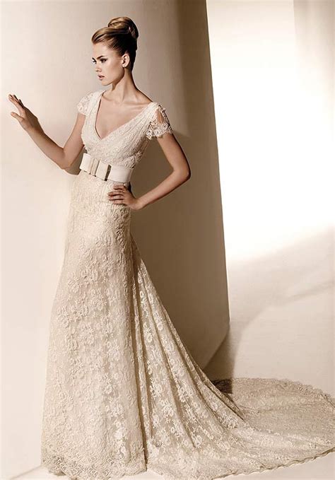 Valentino Hesperides Romantic Lace Wedding Dress With Cap Sleeves Designer Bridal Room