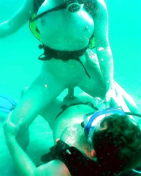 Underwater Sex Gallery