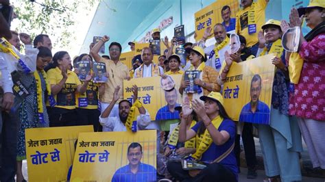 Aap के कैंपेन सॉन्ग को नहीं किया बैन पार्टी के दावे पर दिल्ली चुनाव