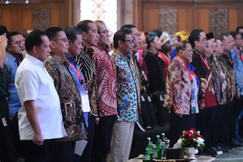 FOTO Presiden Jokowi Wujudkan Kontestasi Pemilu Yang Berkualitas