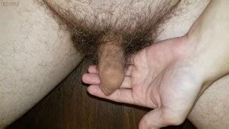 角质大学生在看色情片时自慰小鸡巴 Pornhub Gay