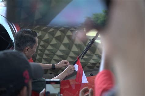 Bupati Gorontalo Gerakan Pembagian Juta Bendera Merah Putih Wujud