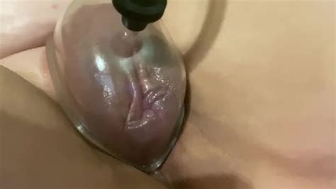 Chubby MILF Uses Pussy Pump Pornhub