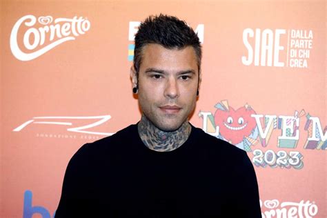 Fedez E Il Legame Con I Blink Il Messaggio Straziante Da