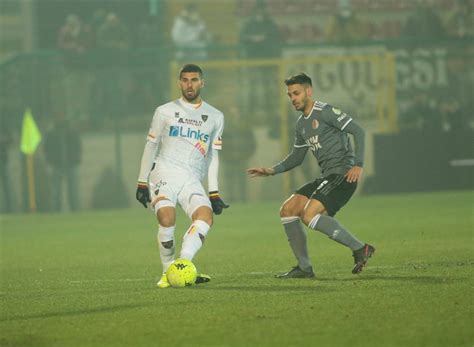 Giudice Sportivo Gargiulo Salta Il Crotone Lucioni Entra In Diffida