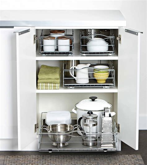 7 Reasons Upper Kitchen Cabinets Beat Open Shelving
