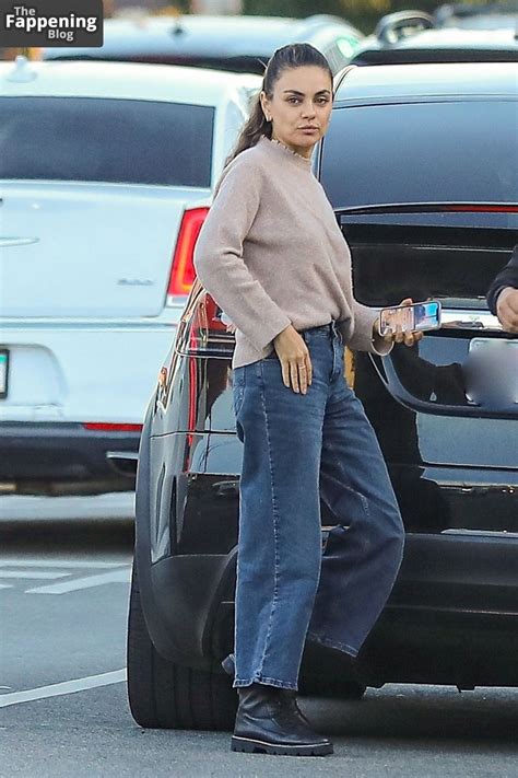 Mila Kunis Hot 7 Photos The Fappening Leaked Photos