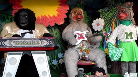 Rock Afire Explosion Playing In Ireland Youtube