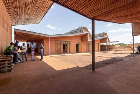 Kéré Architecture uses local clay to construct Burkina Institute of ...