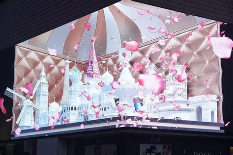 Huaxia Naked Eye 3D LED Video Display 3D Digital Billboard 3D Video Wall 3D LED Screen