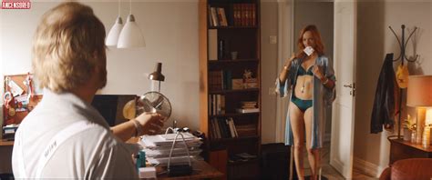 Naked Veslem Y M Rkrid In Jakten P Berlusconi